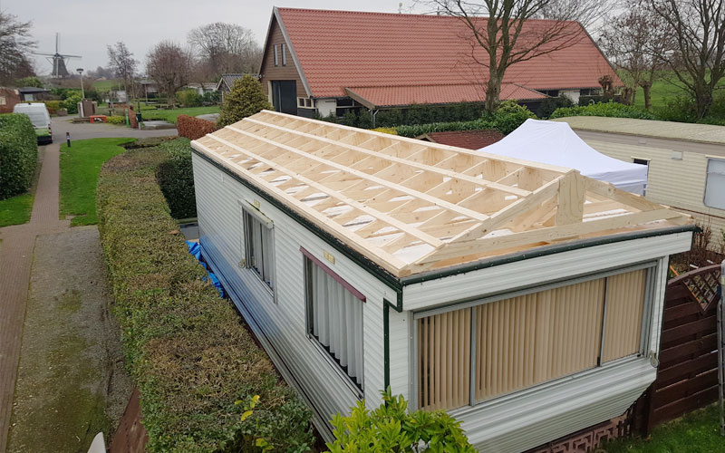 stacaravan dak vernieuwen door recreatiewacht stacaravan dak vernieuwen door recreatiewacht